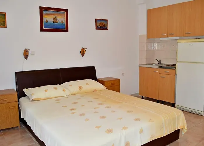 Apartamento Peko Pag Town