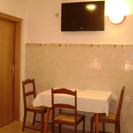 Peko Apartman *